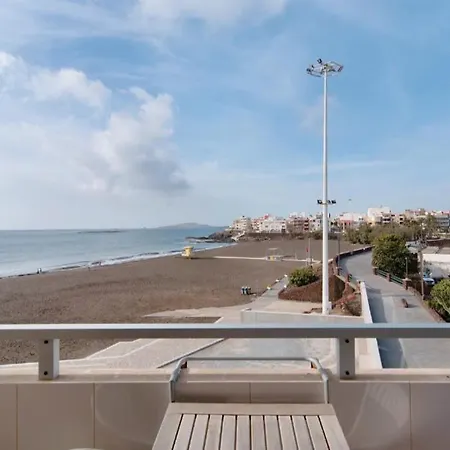 아파트 Playa Y Mar - Sea View, Wifi And Ac *
